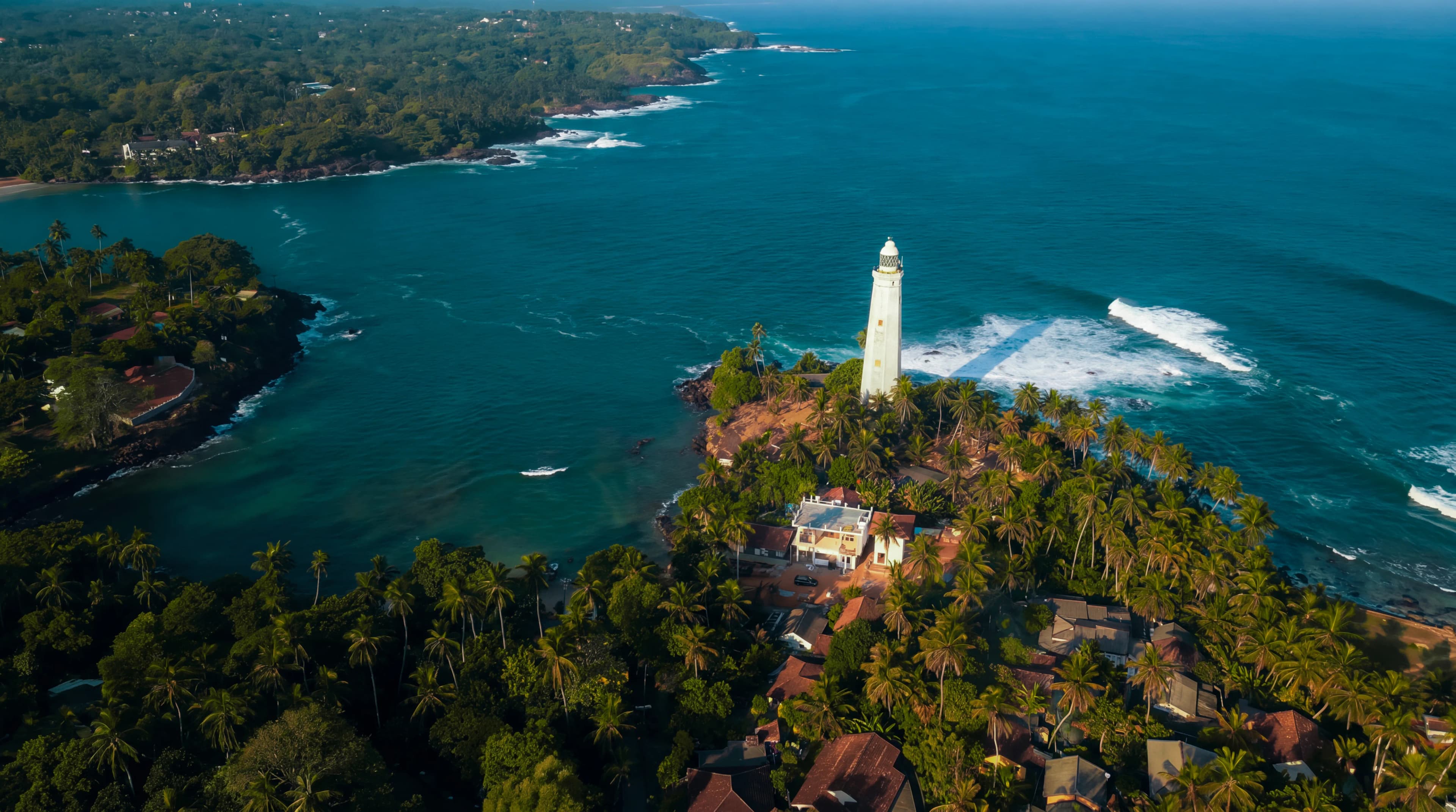 Adventure travel across Sri Lanka — hiking, rafting and coastal landscapes